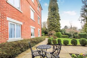 PATIO & COMMUNAL GARDEN- click for photo gallery